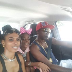 Meet your Posher, Carlos emilio